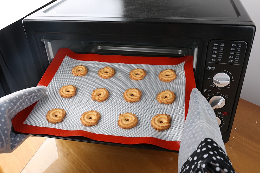 Non Stick High Temperature Resistant Baking Mat Non Stick High Temperature Resistant Baking Mat