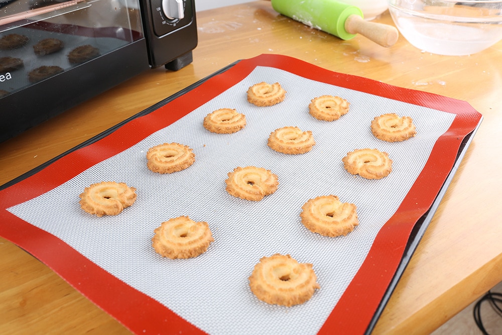 Non Stick High Temperature Resistant Baking Mat Non Stick High Temperature Resistant Baking Mat