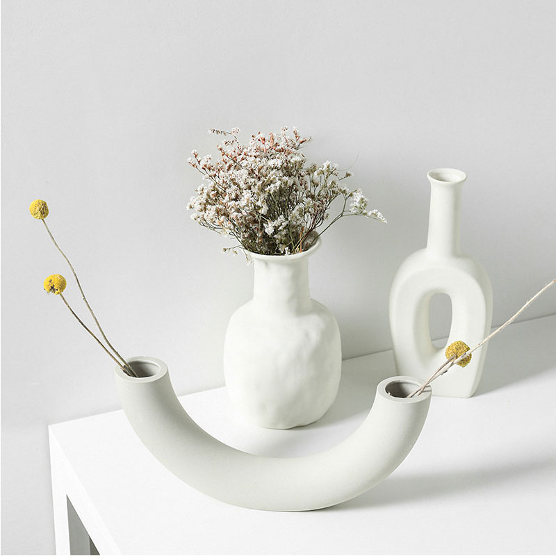 Multi-Shaped Ceramic Vase in White Multi-Shaped Ceramic Vase in White
